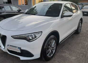 Alfa Romeo Stelvio 2.2 t Q4 210cv auto. my19